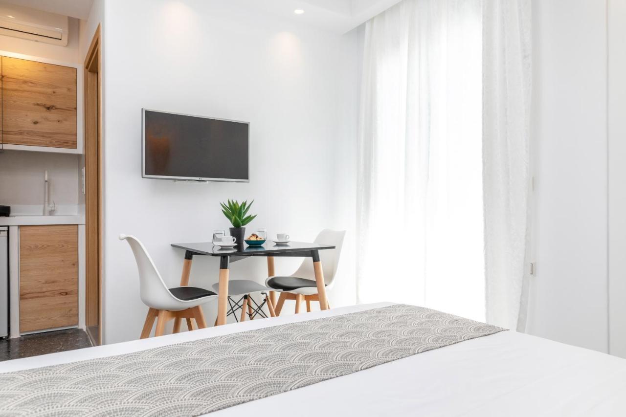 Naxos Downtown Apartments & Suites Naxos City エクステリア 写真