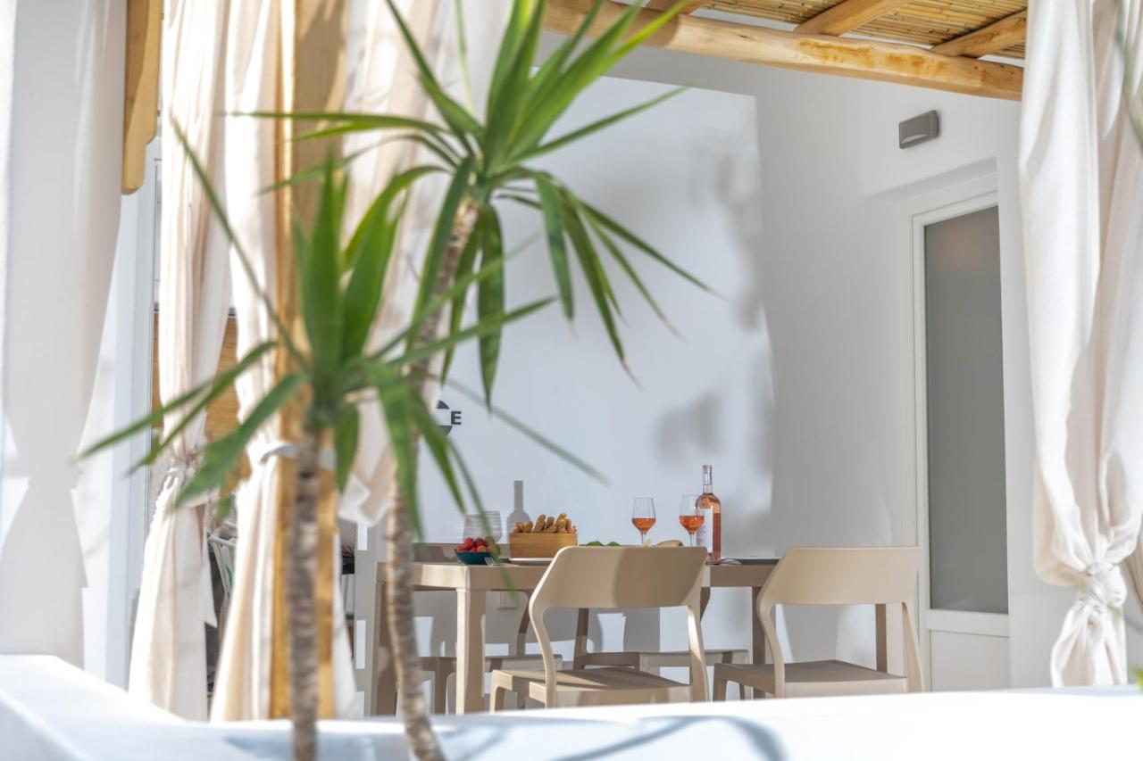 Naxos Downtown Apartments & Suites Naxos City エクステリア 写真
