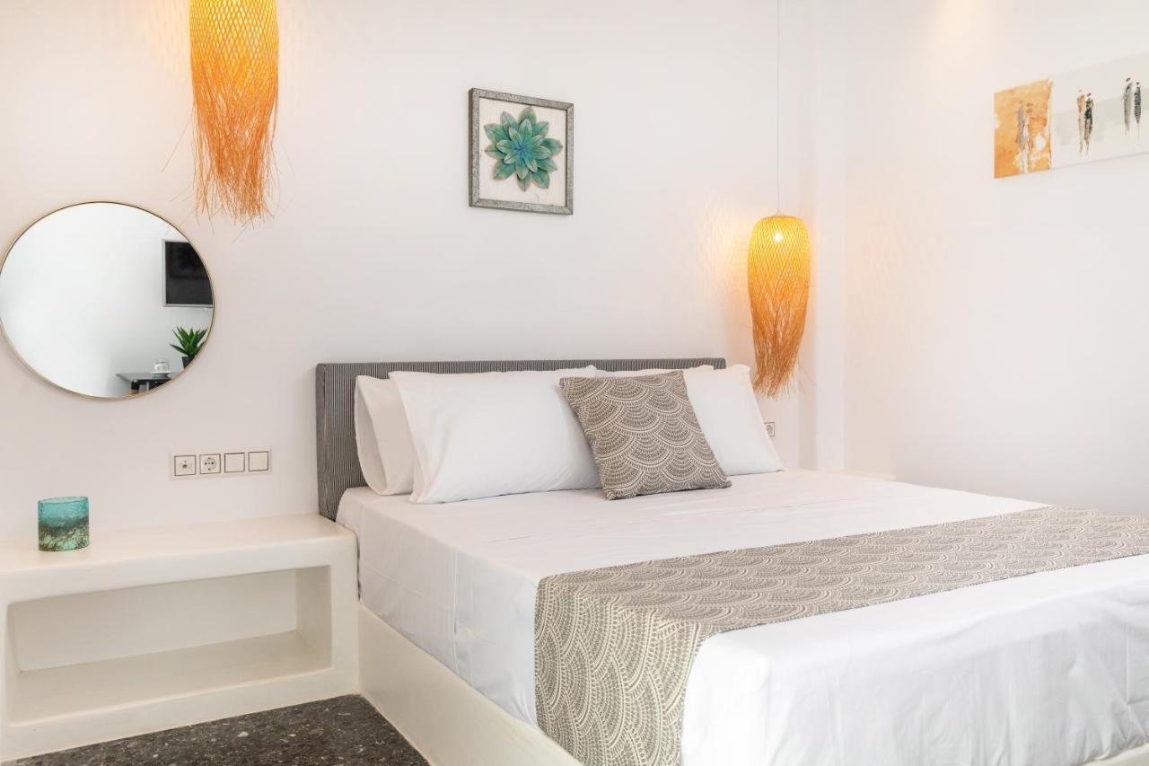 Naxos Downtown Apartments & Suites Naxos City エクステリア 写真