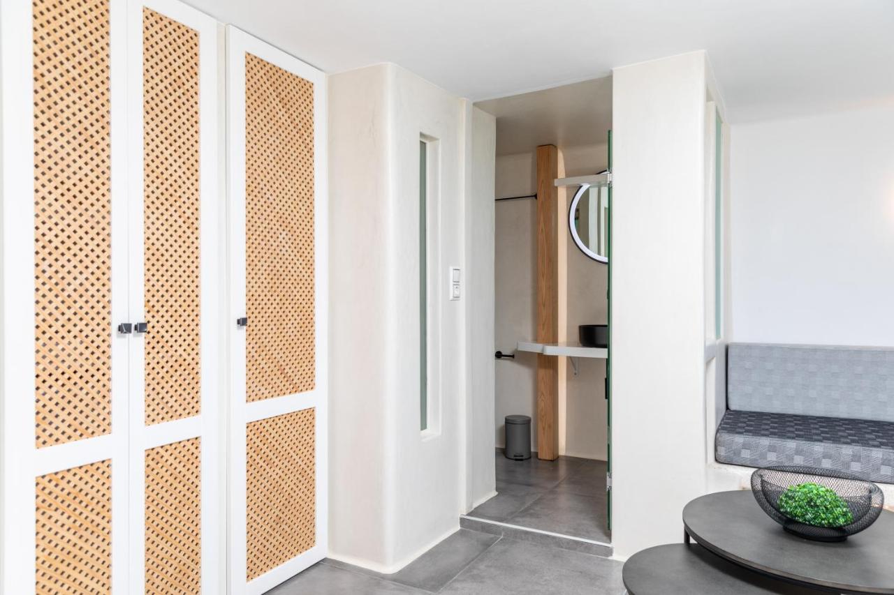 Naxos Downtown Apartments & Suites Naxos City エクステリア 写真