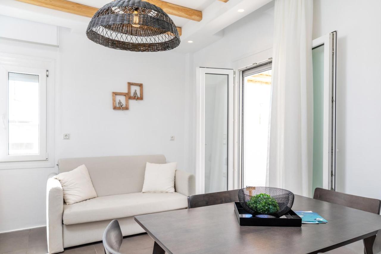 Naxos Downtown Apartments & Suites Naxos City エクステリア 写真
