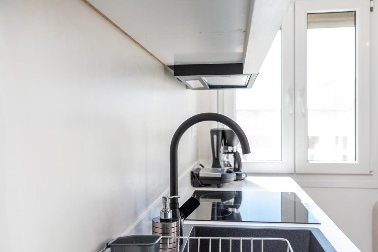 Naxos Downtown Apartments & Suites Naxos City エクステリア 写真