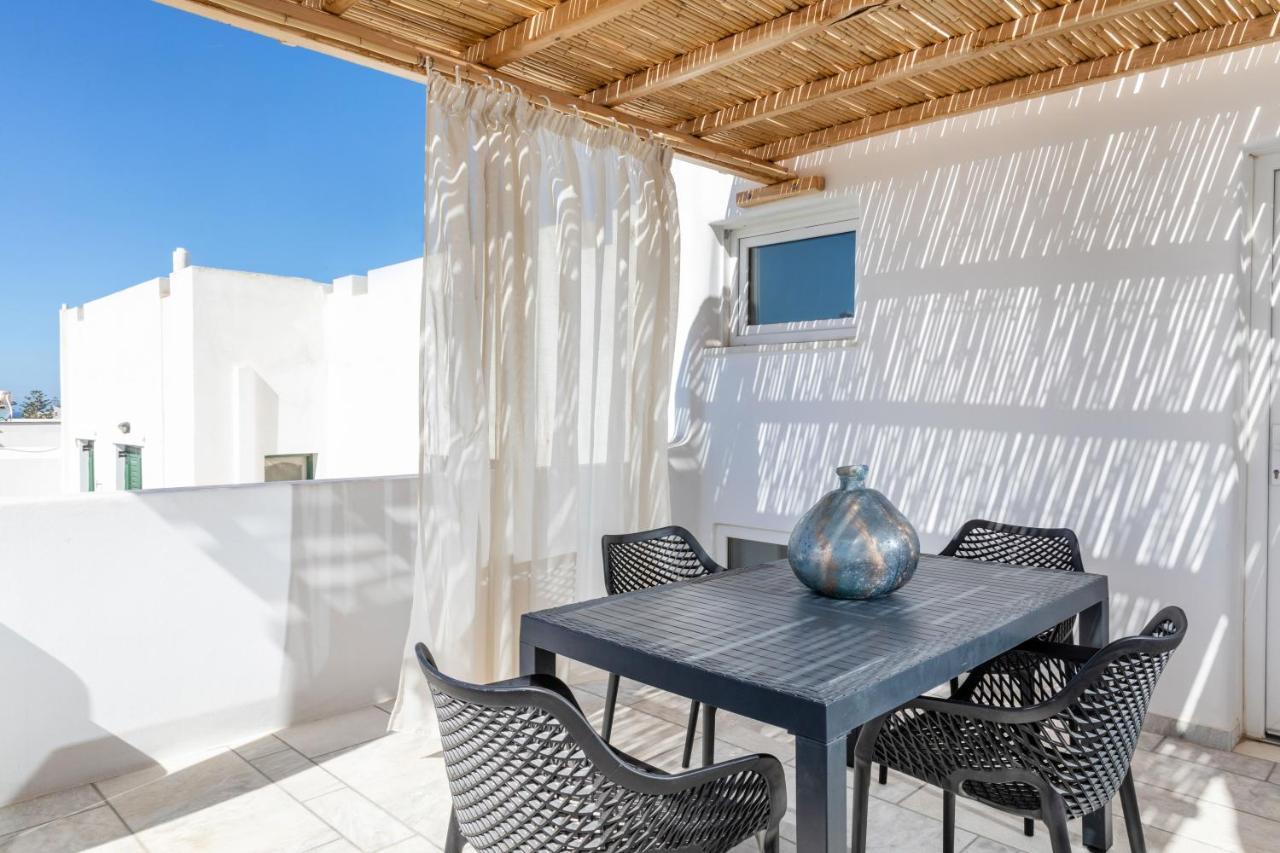 Naxos Downtown Apartments & Suites Naxos City エクステリア 写真