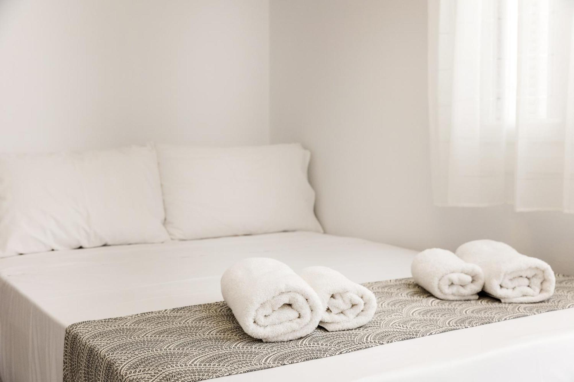 Naxos Downtown Apartments & Suites Naxos City 部屋 写真